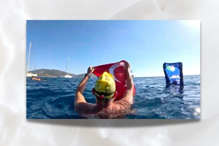 Arda Akman’dan Cumhuriyet Bayramı’nda Anlamlı Yüzüş